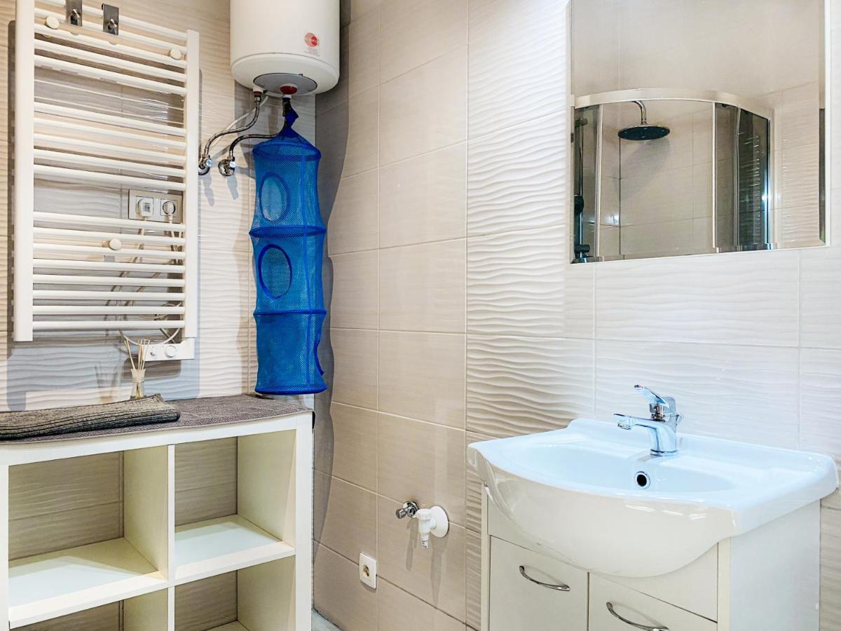 Next To Wawel Castle, Vistula River & Old Town Cracow Apartment *
